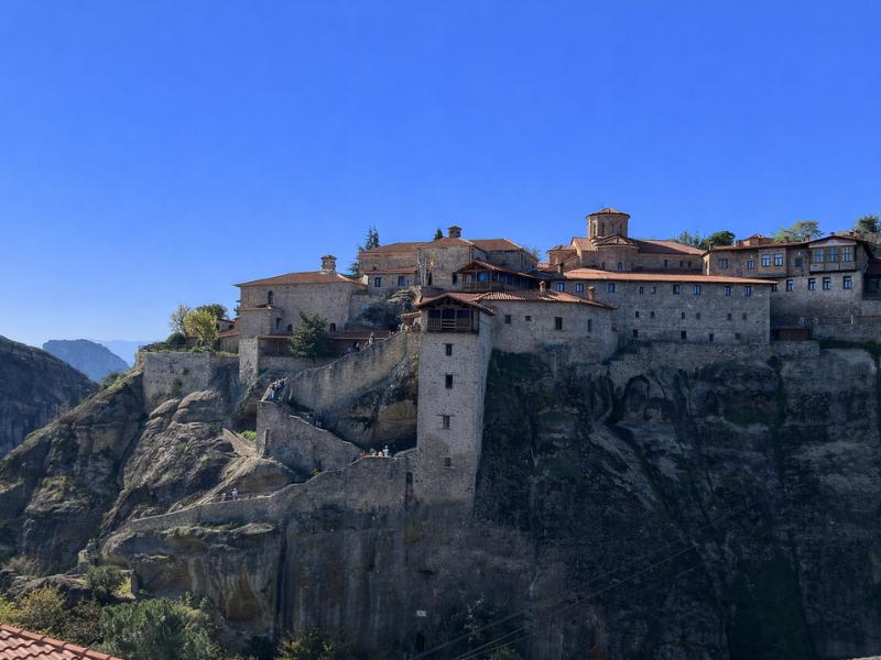 Small-Group Meteora Hiking Tour from Kalambaka – Transfer & Monasteries