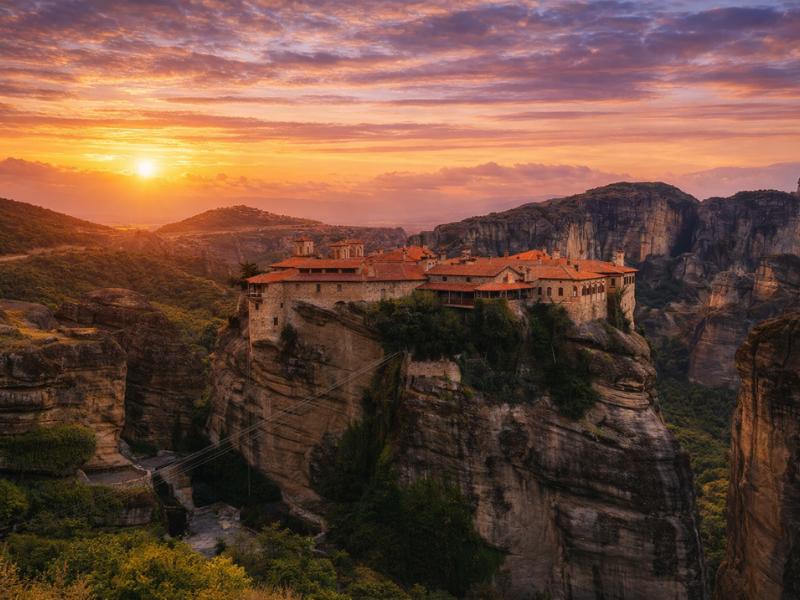 Small-Group Meteora Sunset Tour – Monasteries Glow & Hermit Caves